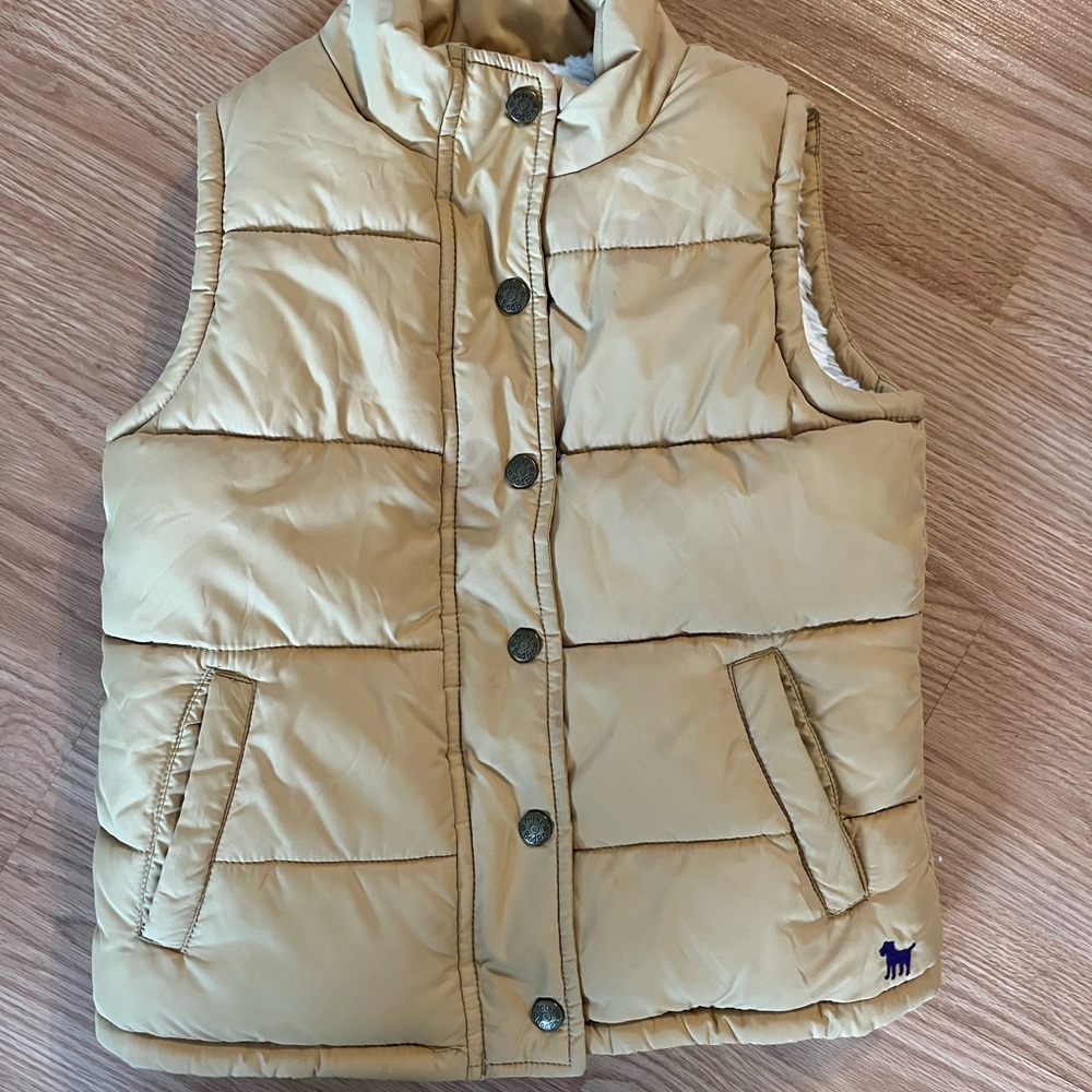 Yellow Mini Boden Vest (size 7-8) color is brighter than picture shows